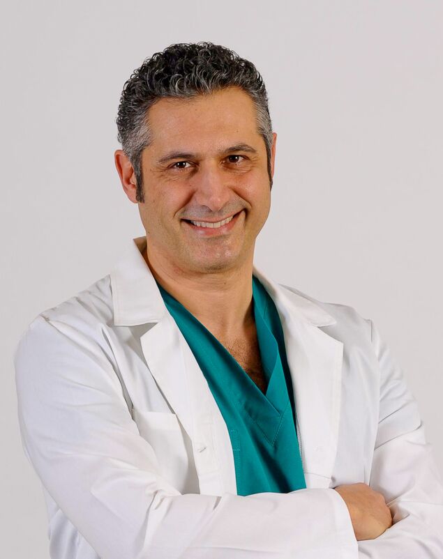 Doctor Urologist Mimmo Bezamat